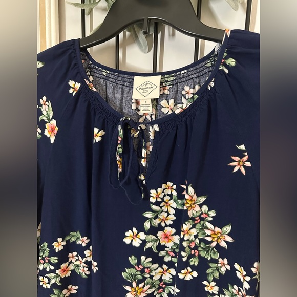 St John’s Bay - Floral Navy Blue Top - Picture 4 of 8